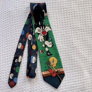 Sylvester and Tweety silk tie